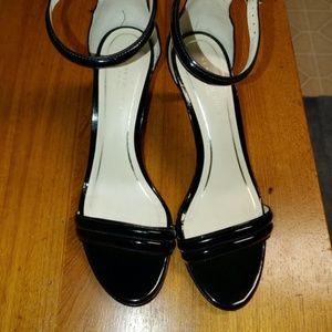 Black Kenneth Cole High Heels